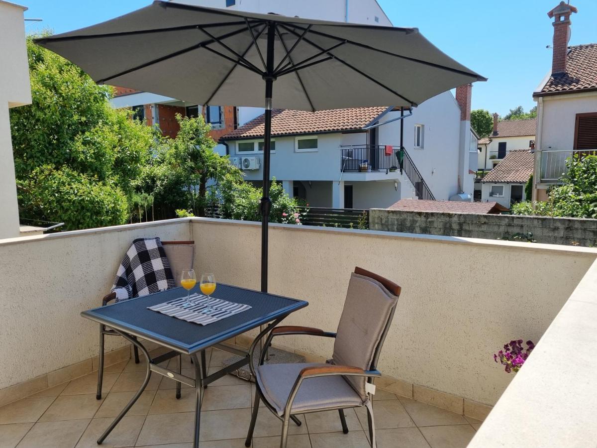 N&G Apartments Rovinj Exteriör bild
