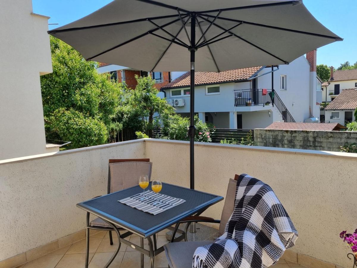 N&G Apartments Rovinj Exteriör bild