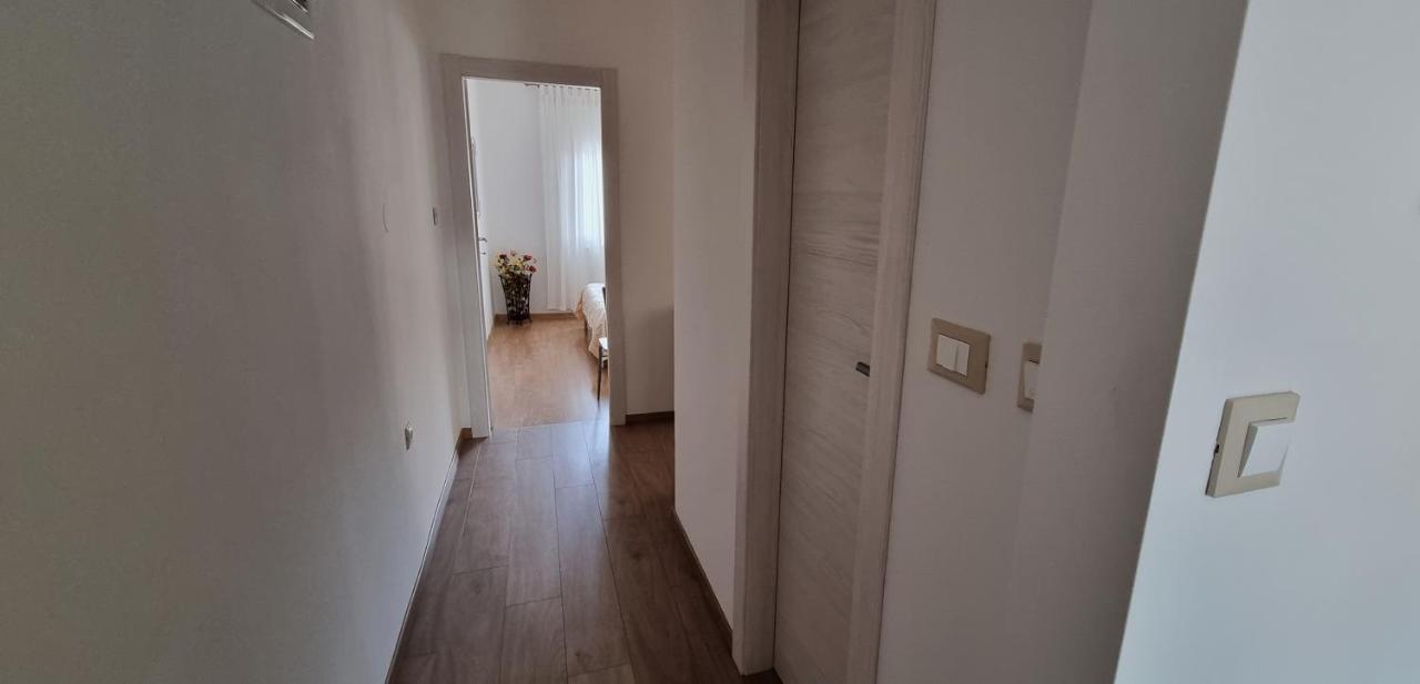 N&G Apartments Rovinj Exteriör bild